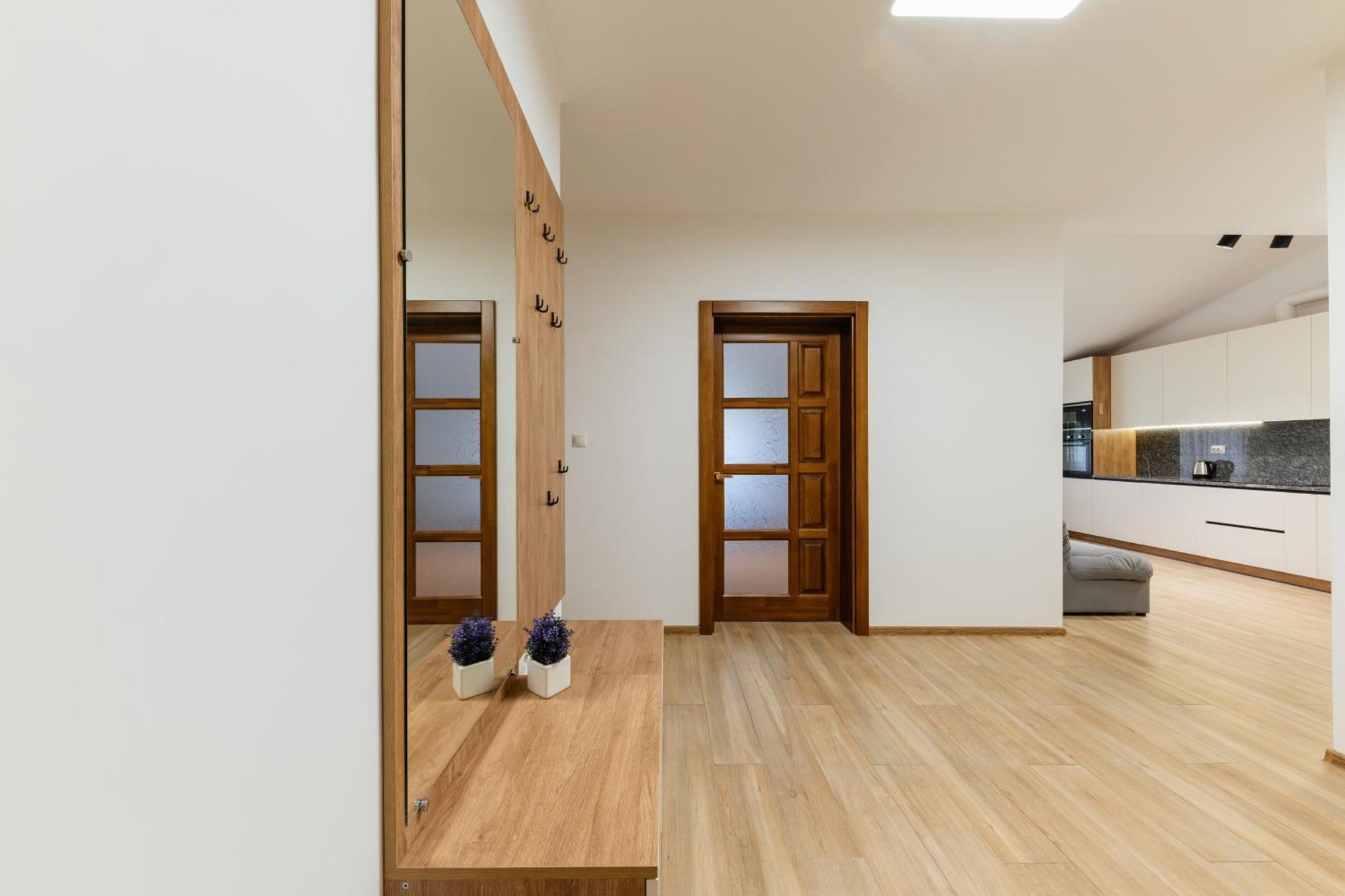 Luxury Apartments Uzhorod Екстериор снимка