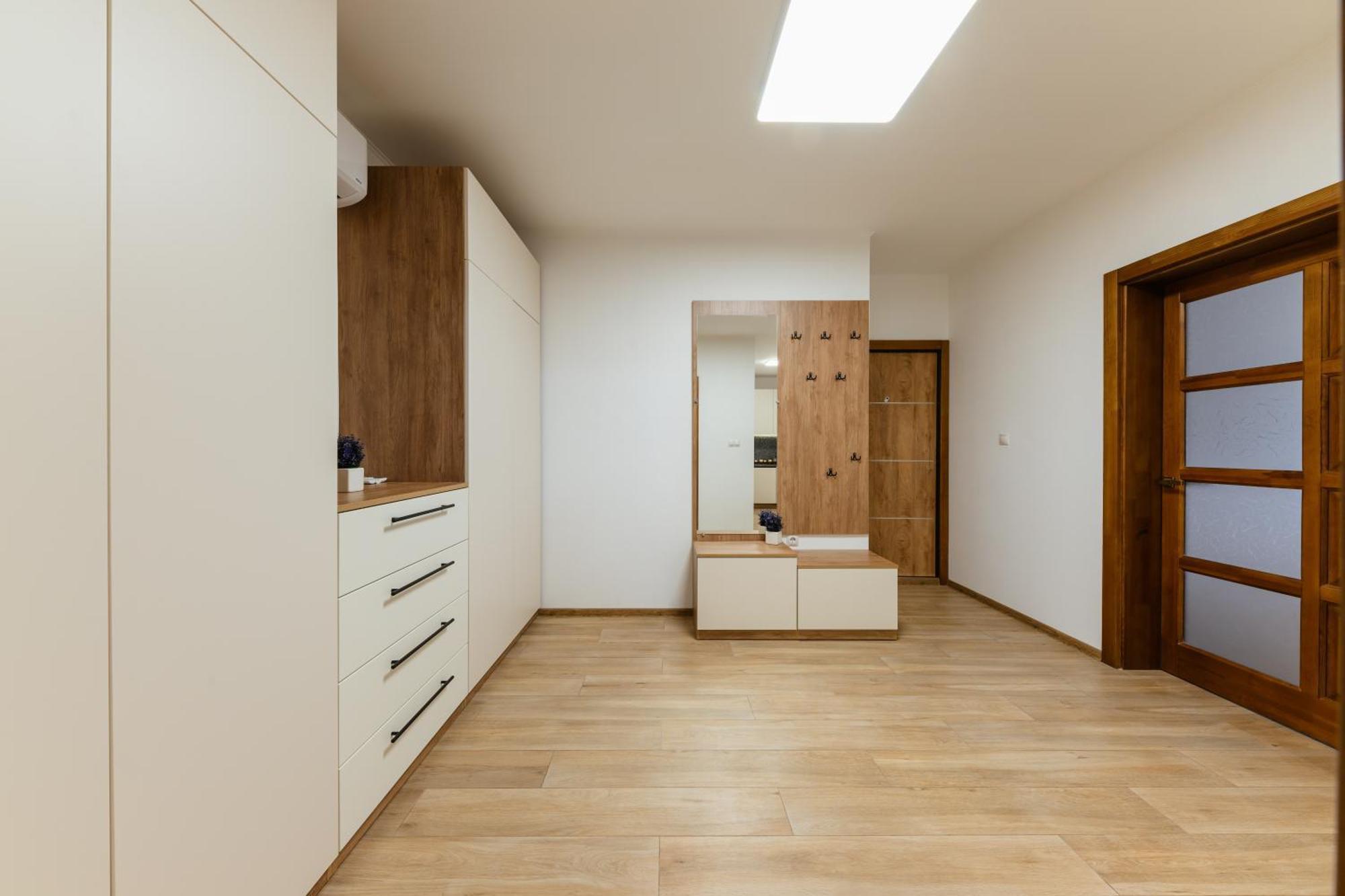 Luxury Apartments Uzhorod Екстериор снимка