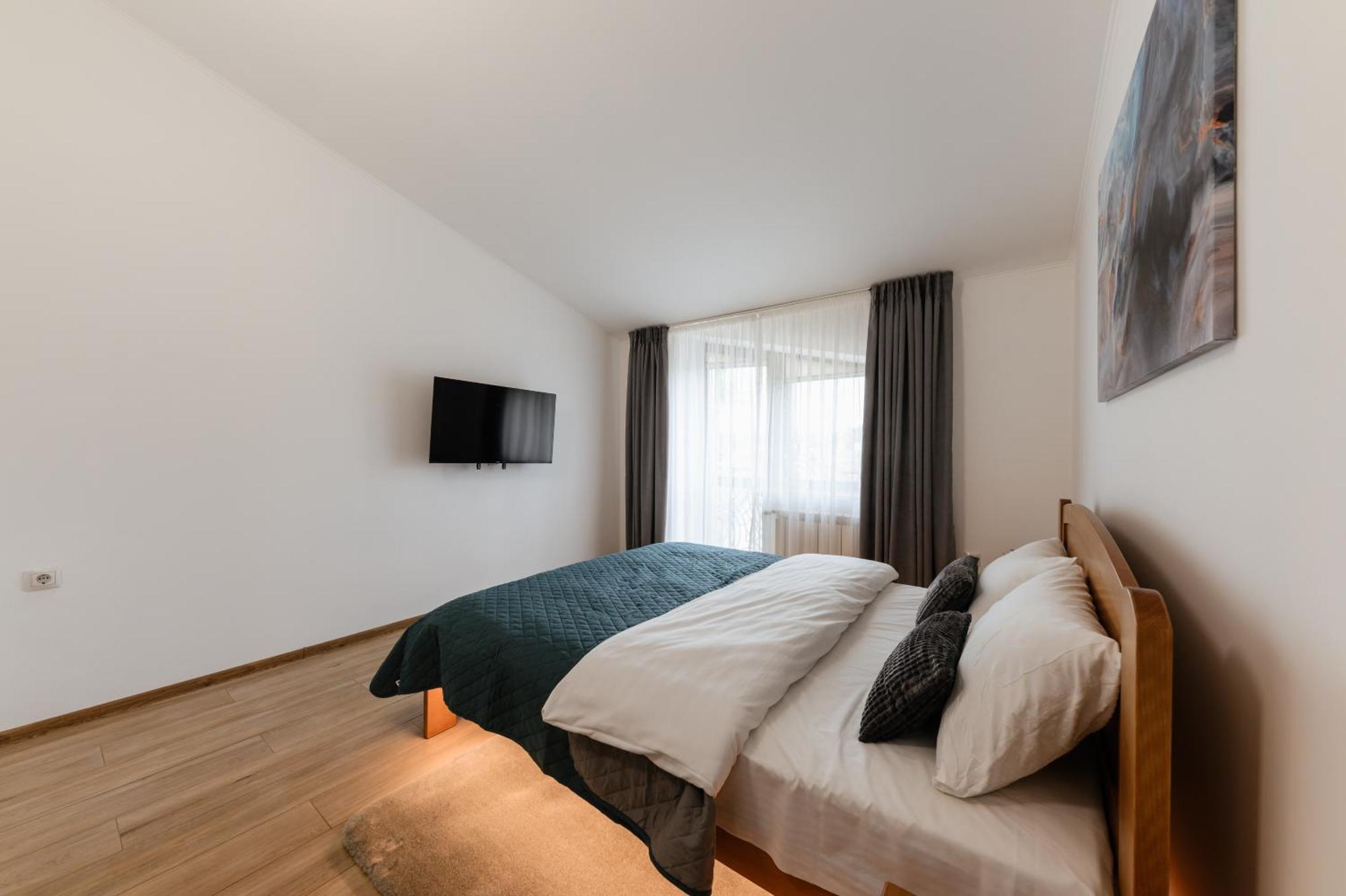 Luxury Apartments Uzhorod Екстериор снимка