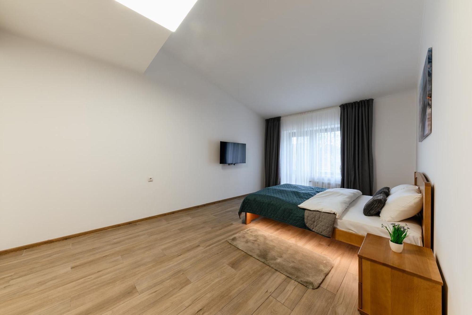 Luxury Apartments Uzhorod Екстериор снимка
