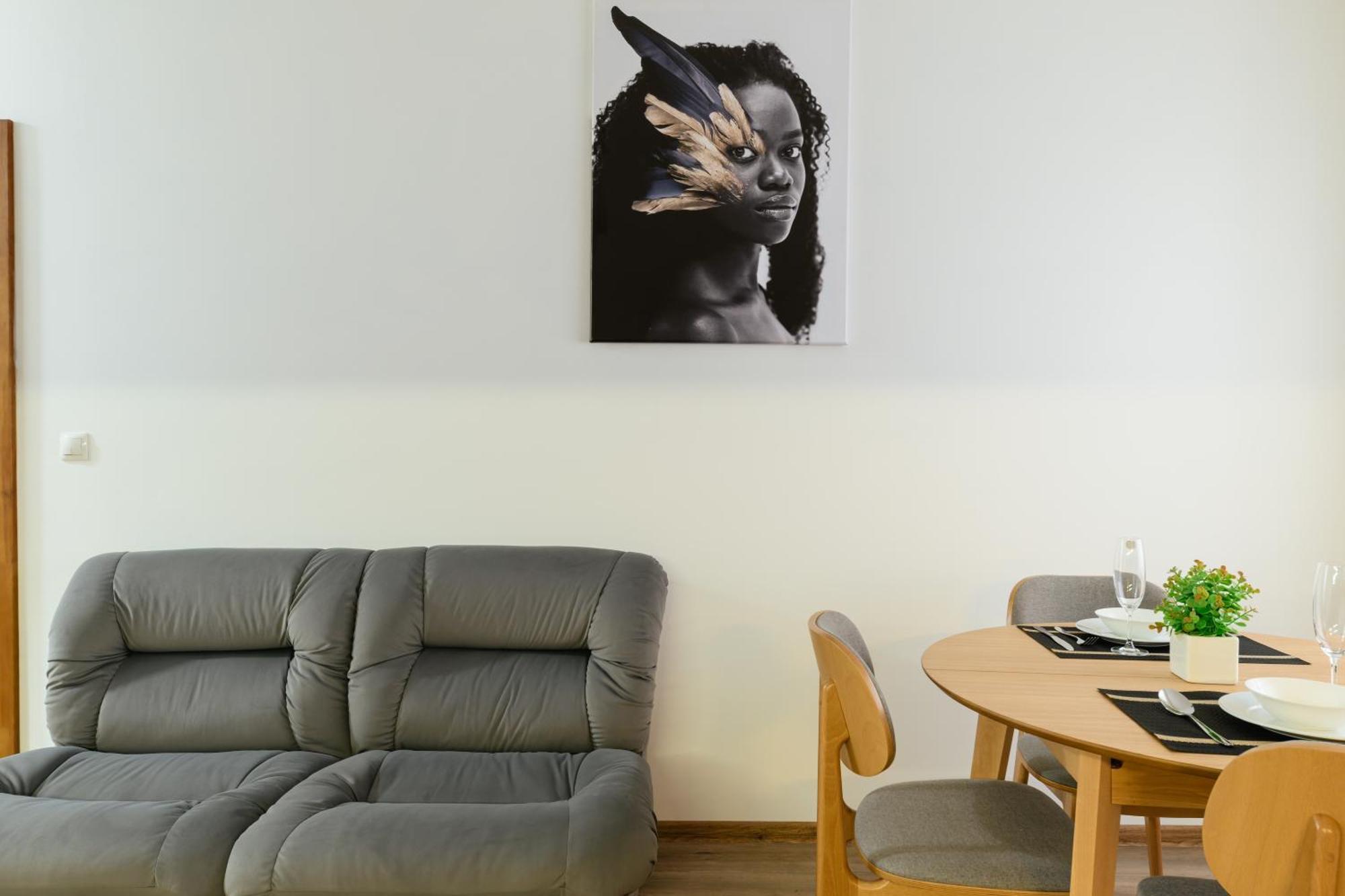 Luxury Apartments Uzhorod Екстериор снимка