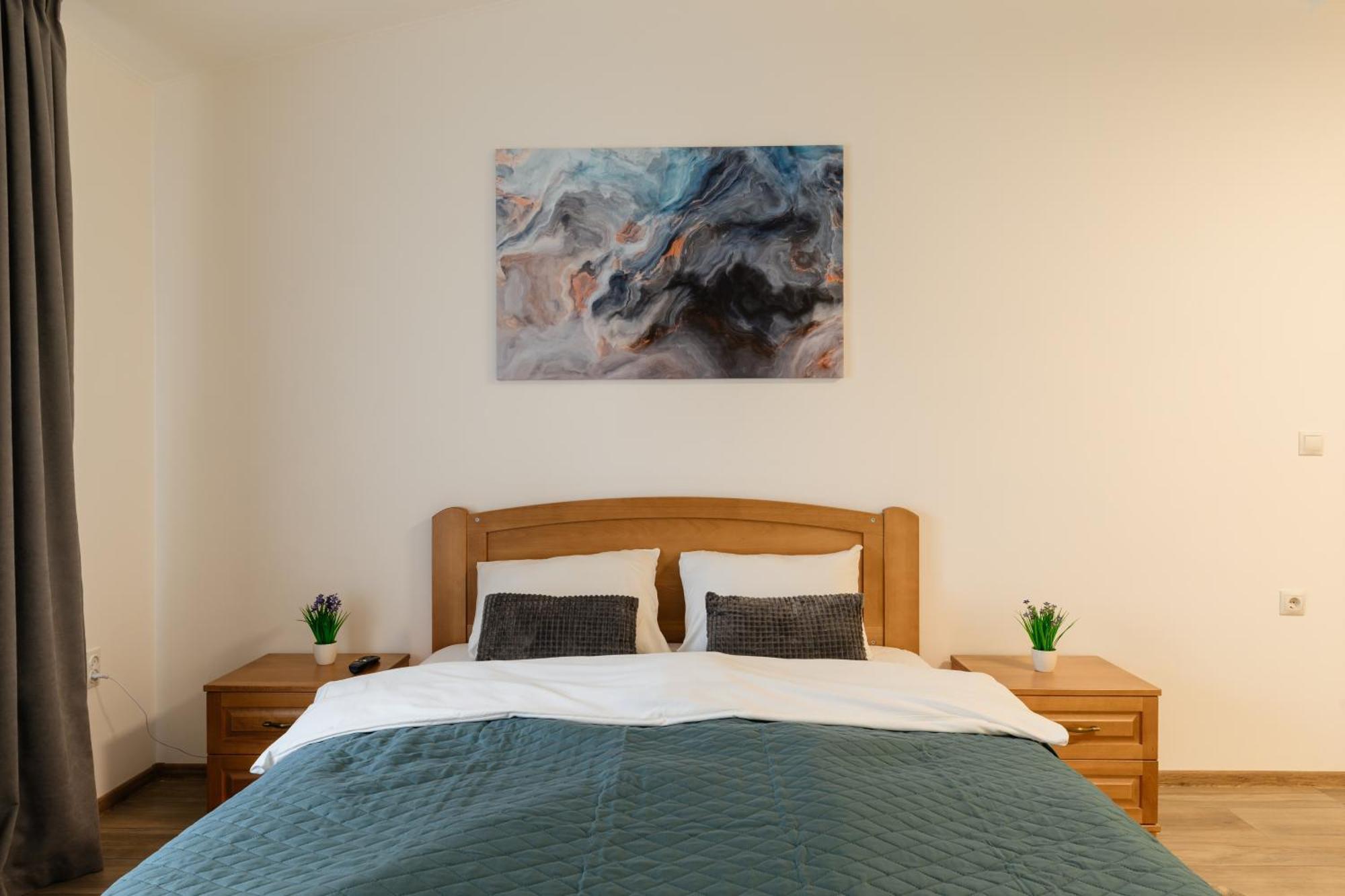 Luxury Apartments Uzhorod Екстериор снимка